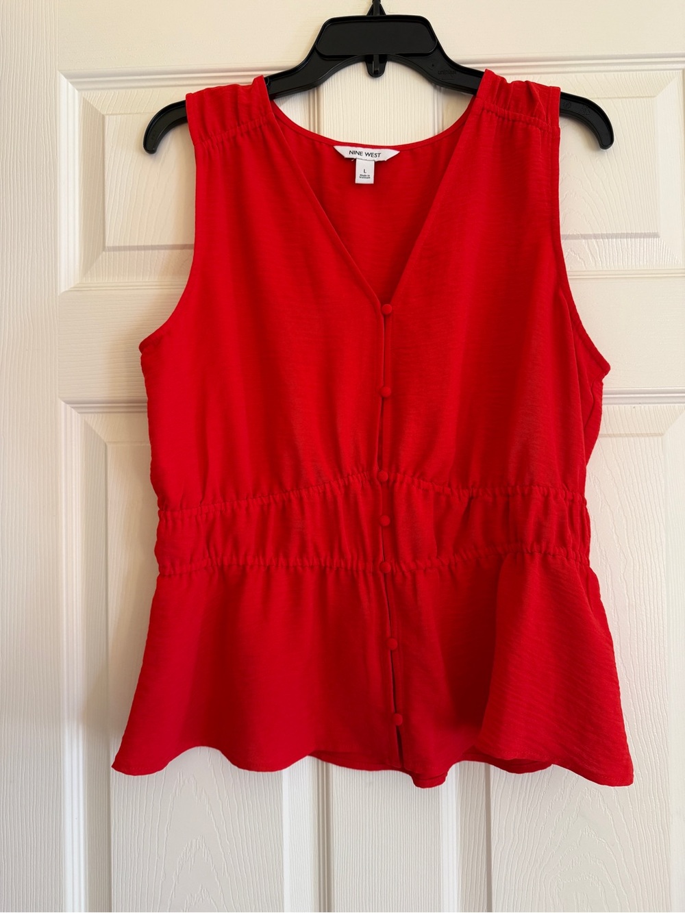 Nine West Red Sleeveless V-Neck Peplum Button Top